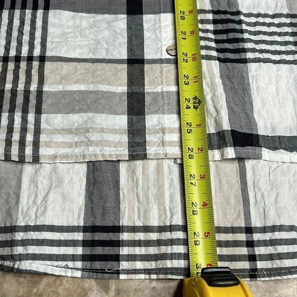 HABITAT LG & XL gauzy crinkle button  down shirt,black & white plaid, hi low - Picture 14 of 16